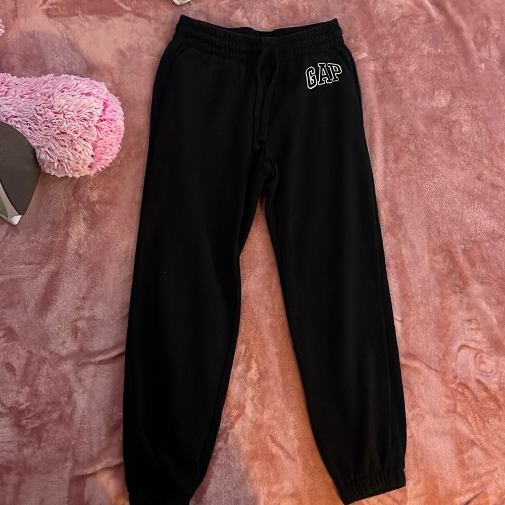 GAP Factory black sweatpants- size XS